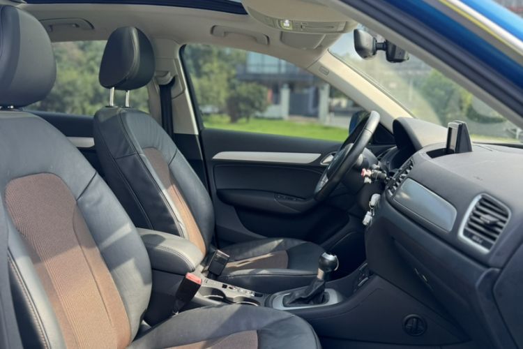 Used Audi Q3 2017 30 TFSI Fashion Model Interior 4