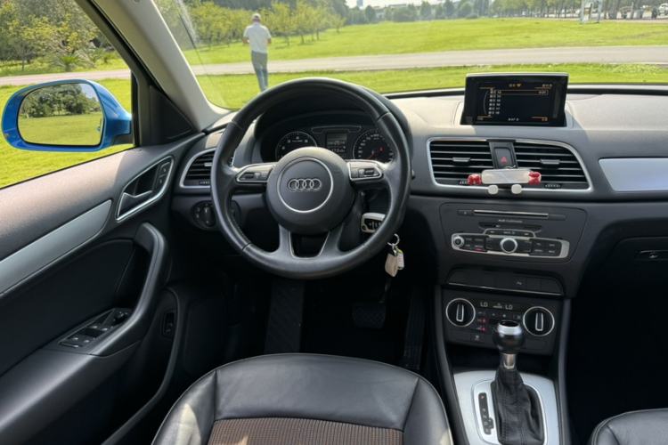 Used Audi Q3 2017 30 TFSI Fashion Model Interior 5