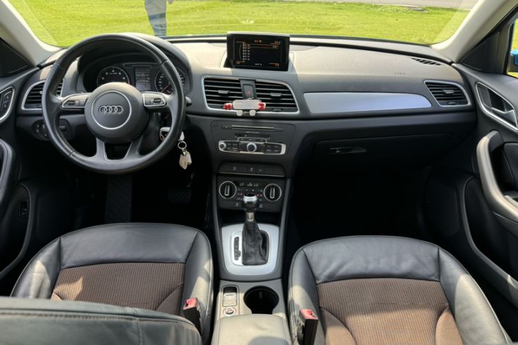Used Audi Q3 2017 30 TFSI Fashion Model Interior 7