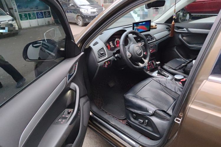 Used Audi Q3 2017 30 TFSI Fashion Model Driver Seat