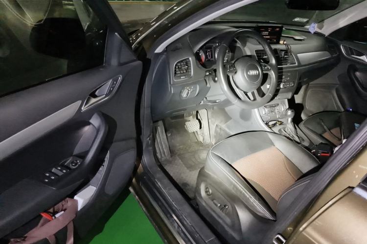 Used Audi Q3 2017 35 TFSI Fashion Model Driver Seat
