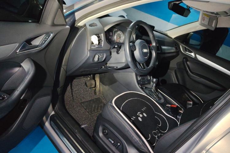 Used Audi Q3 2017 30 TFSI Fashion Model Driver Seat