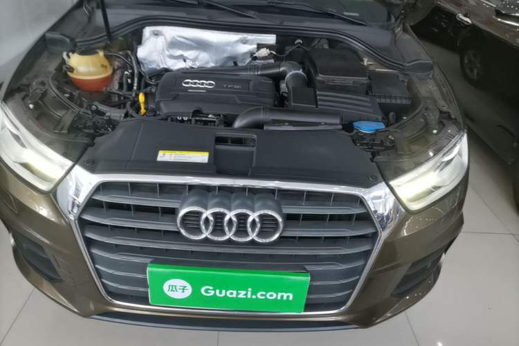 Used Audi Q3 2017 35 TFSI Fashion Model Engine Bay