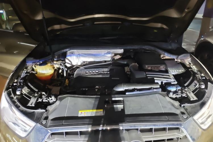 Used Audi Q3 2017 35 TFSI Fashion Model Engine Bay
