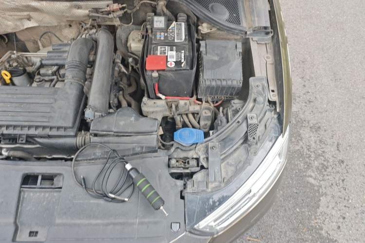 Used Audi Q3 2017 30 TFSI Fashion Model Engine Bay Left