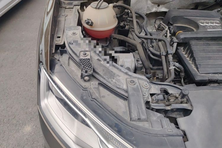 Used Audi Q3 2017 30 TFSI Fashion Model Engine Bay Right