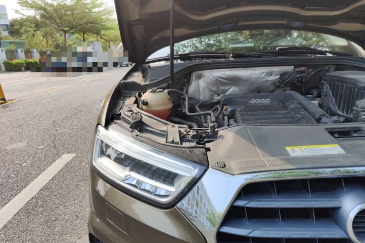 Used Audi Q3 2017 30 TFSI Fashion Model Engine Bay Right