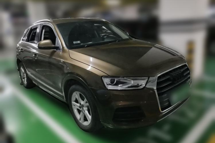 Used Audi Q3 2017 35 TFSI Fashion Model Front Right 45 Deg