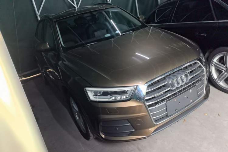 Used Audi Q3 2017 35 TFSI quattro all-wheel drive fashion model Front Right 45 Deg