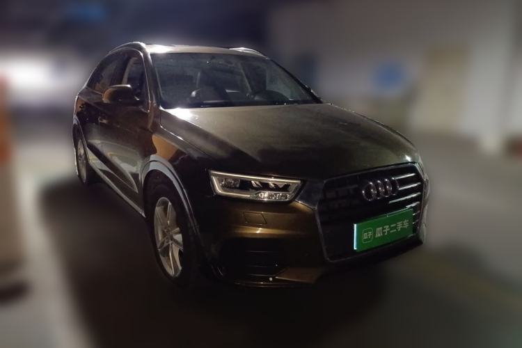 Used Audi Q3 2017 30 TFSI Fashion Model Front Right 45 Deg