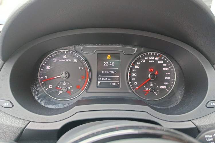 Used Audi Q3 2017 35 TFSI Fashion Model Instrument Cluster