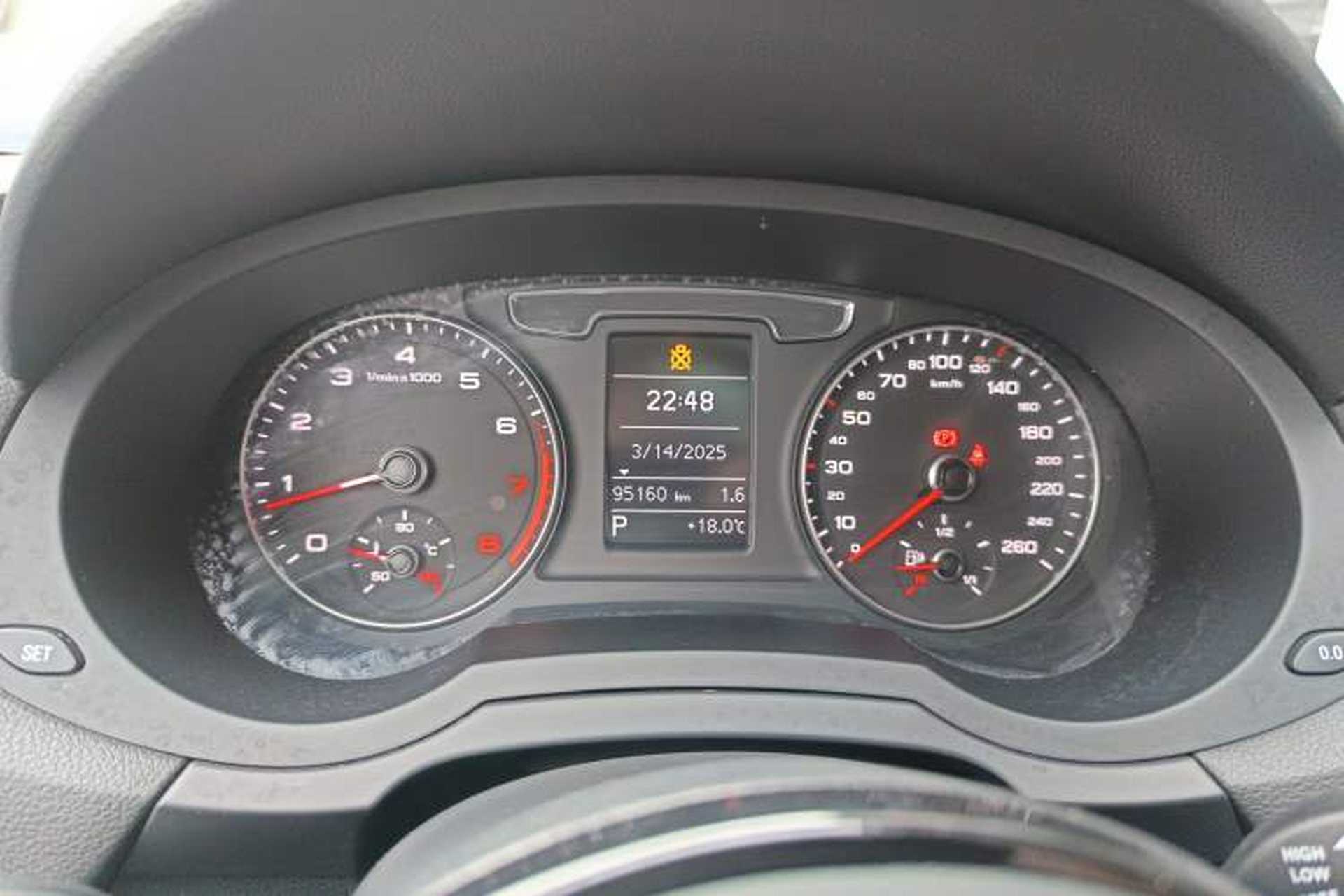 Used Audi Q3 2017 35 TFSI Fashion Model Instrument Cluster