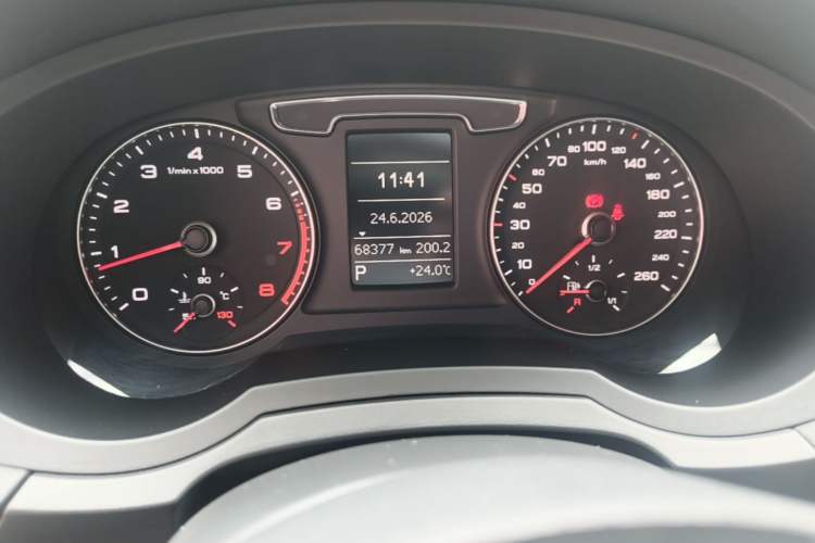 Used Audi Q3 2017 30 TFSI Fashion Model Instrument Cluster