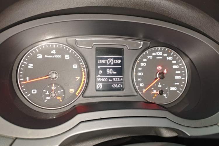 Used Audi Q3 2017 30 TFSI Fashion Model Instrument Cluster