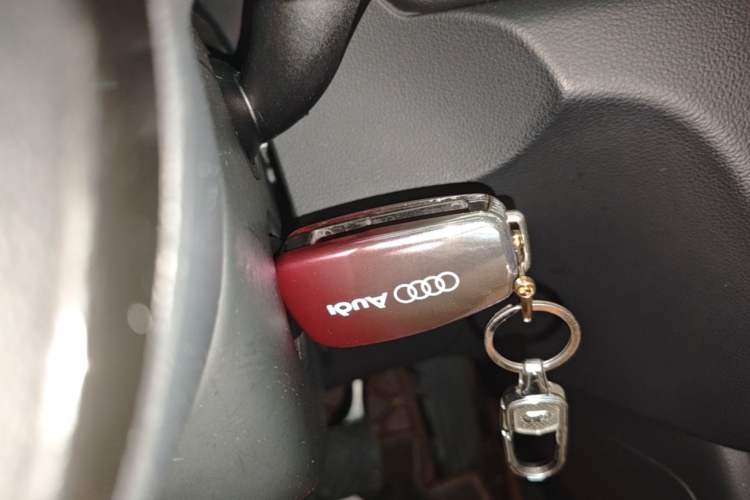 Used Audi Q3 2017 30 TFSI Fashion Model Interior 1