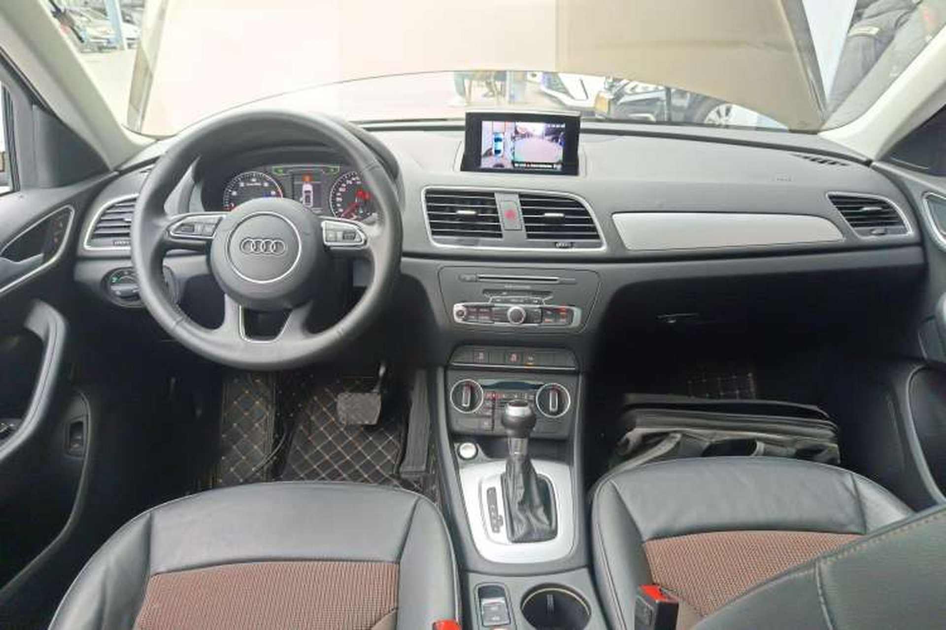 Used Audi Q3 2017 35 TFSI Fashion Model Interior 2
