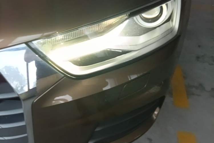 Used Audi Q3 2017 30 TFSI Fashion Model Left Front Headlight