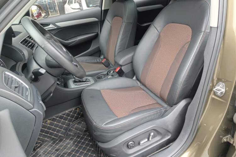 Used Audi Q3 2017 35 TFSI Fashion Model Left Front Seat