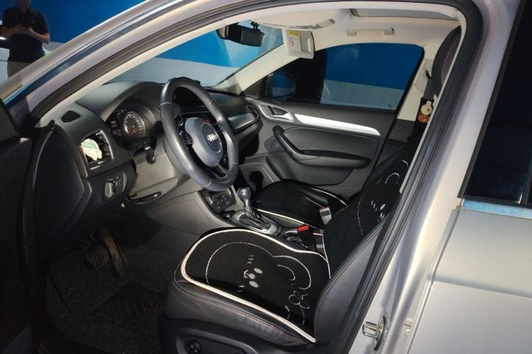 Used Audi Q3 2017 30 TFSI Fashion Model Left Front Seat