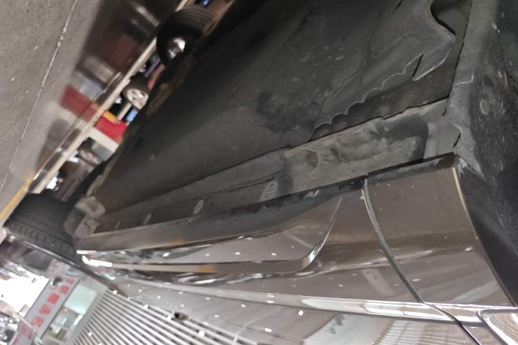 Used Audi Q3 2017 35 TFSI Style Edition Left Side Sill