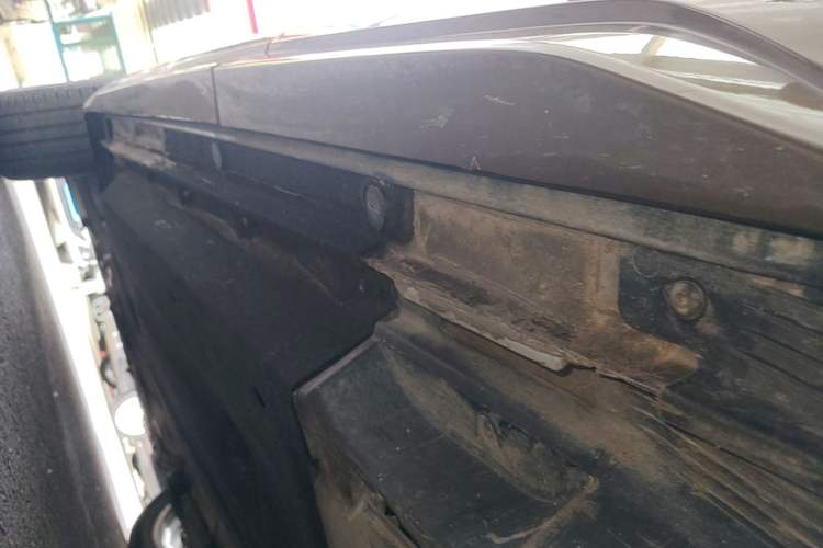 Used Audi Q3 2017 35 TFSI Fashion Model Left Side Sill