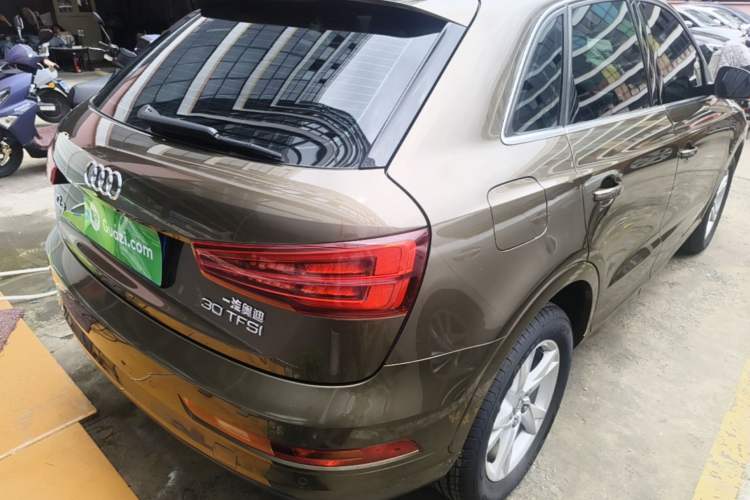 Used Audi Q3 2017 30 TFSI Fashion Model Rear Right 45 Deg