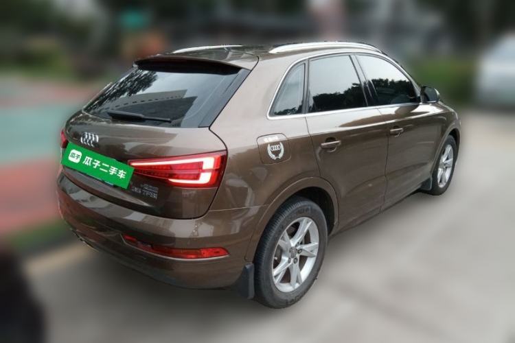 Used Audi Q3 2017 35 TFSI Fashion Model Rear Right 45 Deg