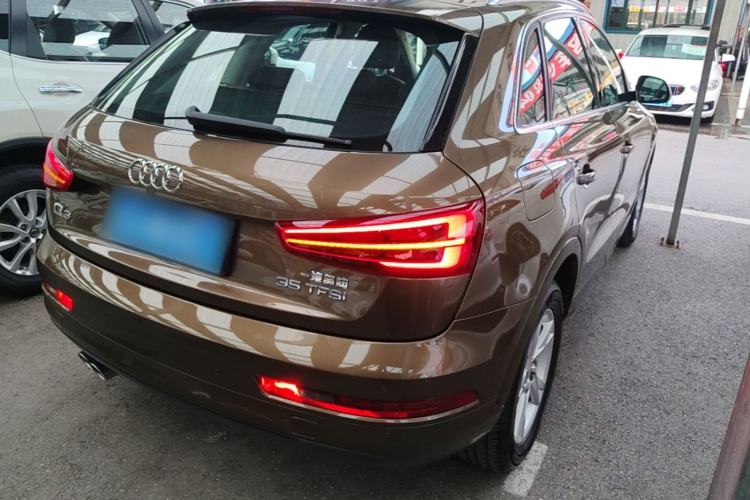 Used Audi Q3 2017 35 TFSI Fashion Model Rear Right 45 Deg