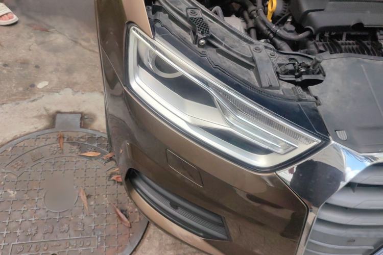 Used Audi Q3 2017 35 TFSI Fashion Model Right Front Headlight