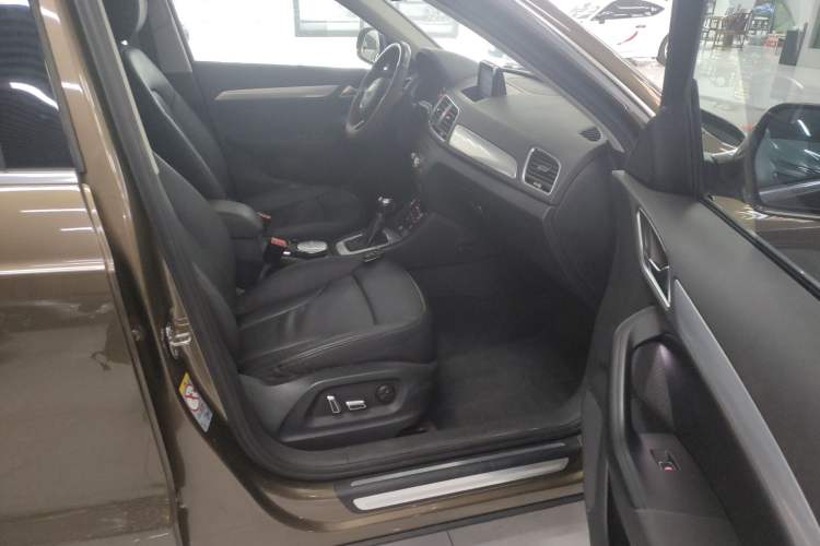 Used Audi Q3 2017 30 TFSI Fashion Model Right Front Seat