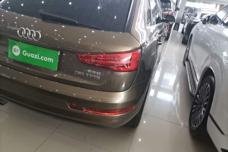 Used Audi Q3 2017 35 TFSI Fashion Model Right Rear Taillight