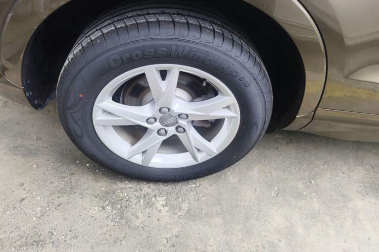 Used Audi Q3 2017 30 TFSI Fashion Model Right Rear Wheel Hub