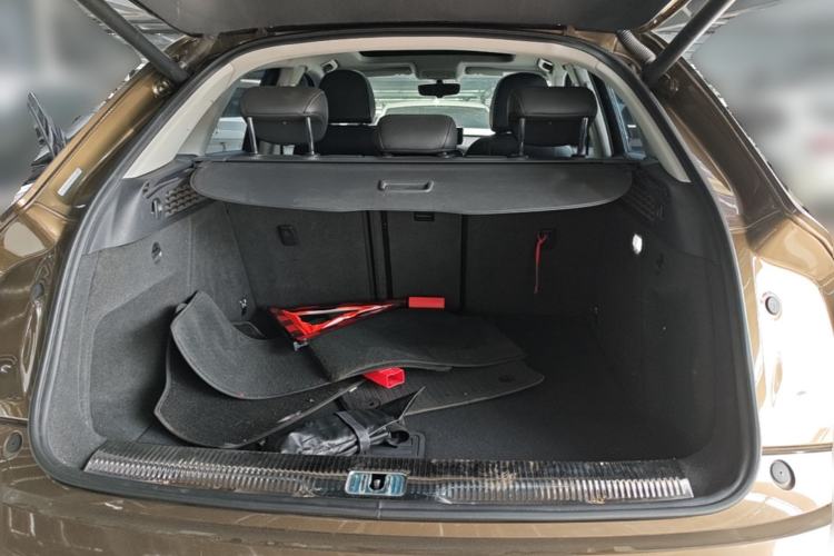 Used Audi Q3 2017 30 TFSI Fashion Model Trunk