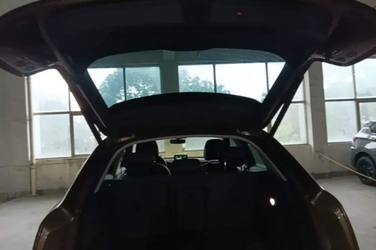 Used Audi Q3 2017 30 TFSI Fashion Model Trunk