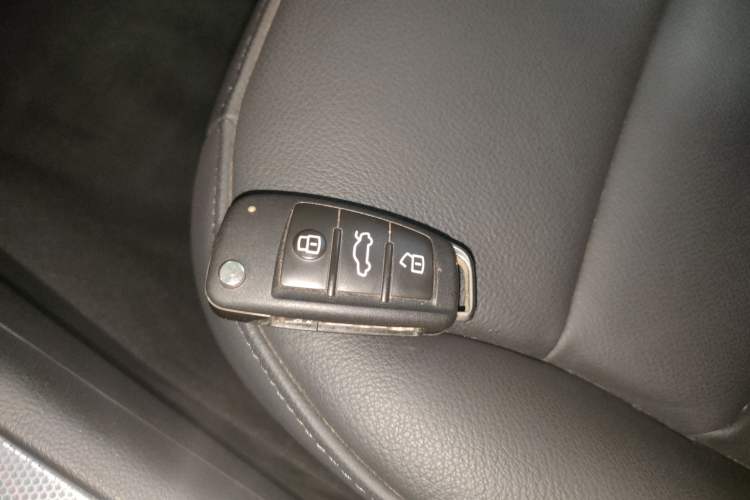 Used Audi Q3 2017 30 TFSI Fashion Model Vehicle Key