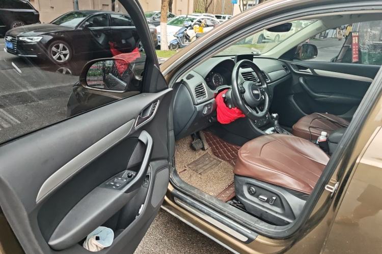 Used Audi Q3 2017 35 TFSI Fashion Model Driver Seat
