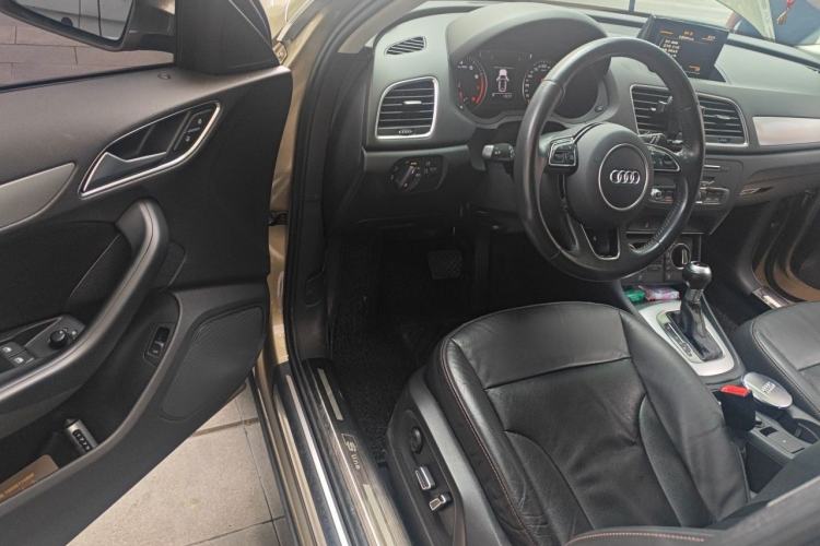 Used Audi Q3 2017 30 TFSI Fashion Model Driver Seat