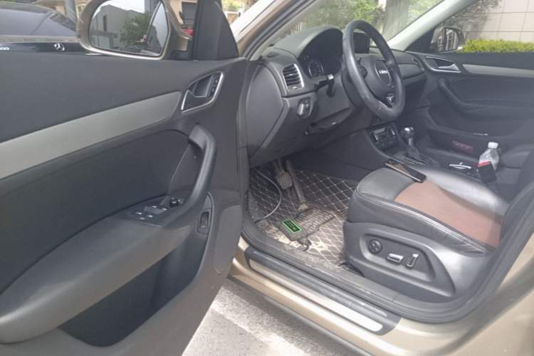 Used Audi Q3 2017 30 TFSI Fashion Model Driver Seat