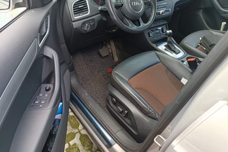 Used Audi Q3 2017 35 TFSI Fashion Model Driver Seat