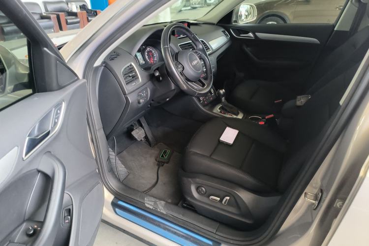 Used Audi Q3 2017 35 TFSI Fashion Model Driver Seat