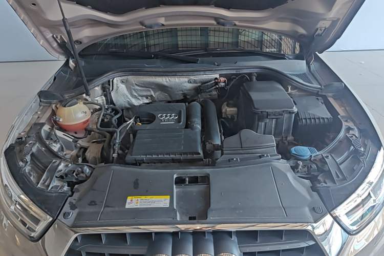 Used Audi Q3 2017 30 TFSI Fashion Model Engine Bay