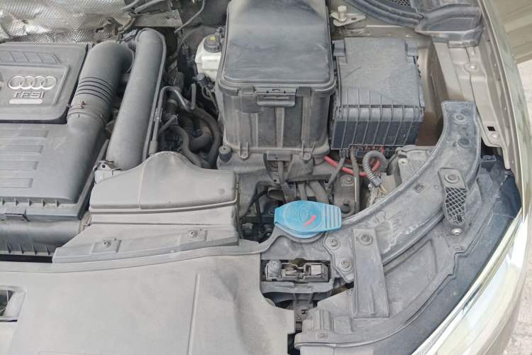Used Audi Q3 2017 30 TFSI Fashion Model Engine Bay Left