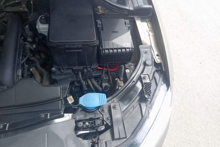 Used Audi Q3 2017 30 TFSI Fashion Model Engine Bay Left