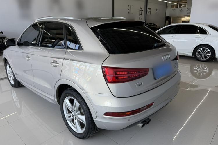Used Audi Q3 2017 30 TFSI Fashion Model Exterior 4