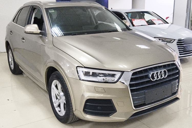 Used Audi Q3 2017 35 TFSI Fashion Model Front Right 45 Deg