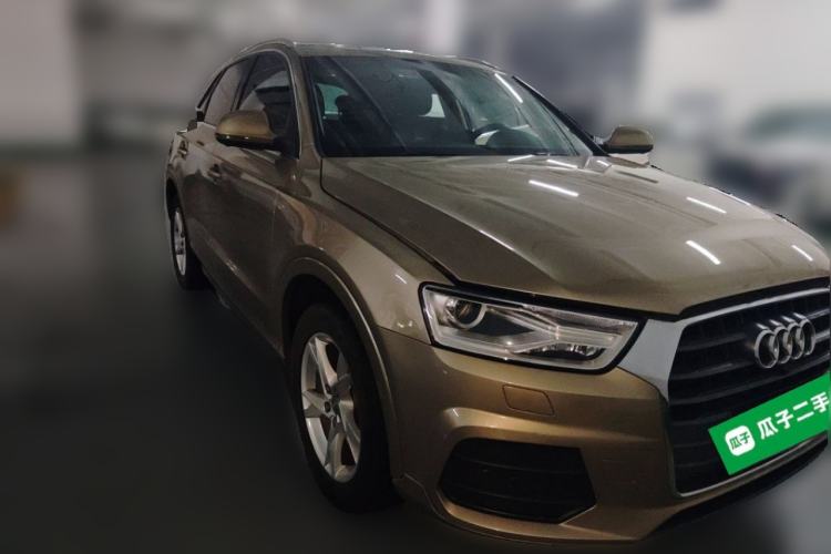 Used Audi Q3 2017 30 TFSI Fashion Model Front Right 45 Deg