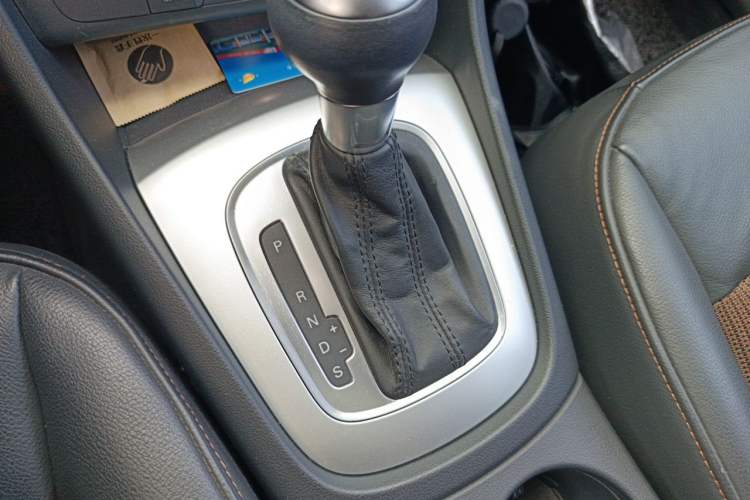 Used Audi Q3 2017 35 TFSI Fashion Model Gear Lever