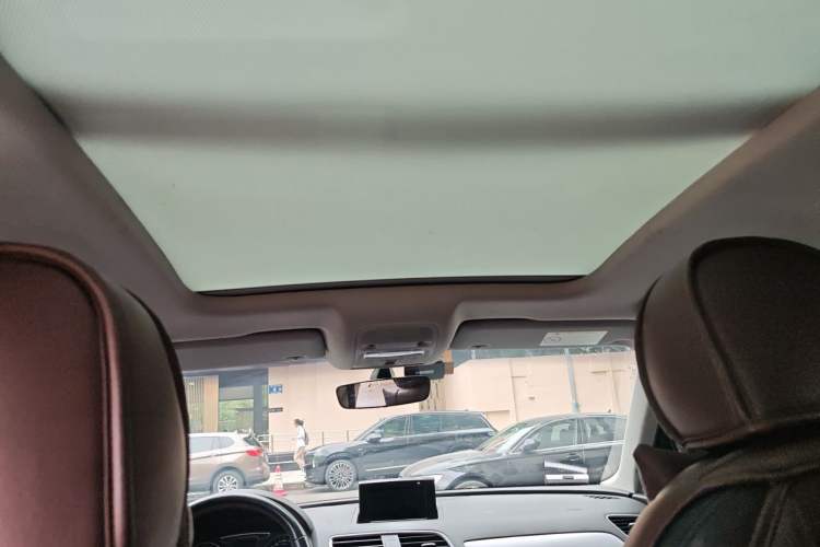 Used Audi Q3 2017 35 TFSI Fashion Model Headliner