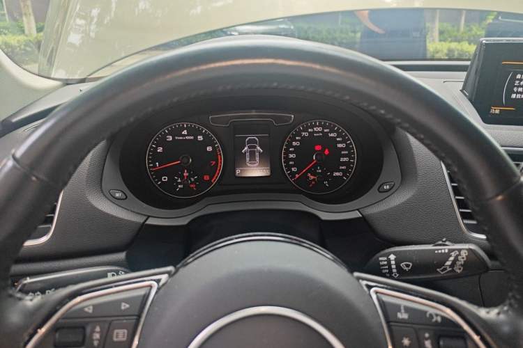 Used Audi Q3 2017 30 TFSI Fashion Model Instrument Cluster