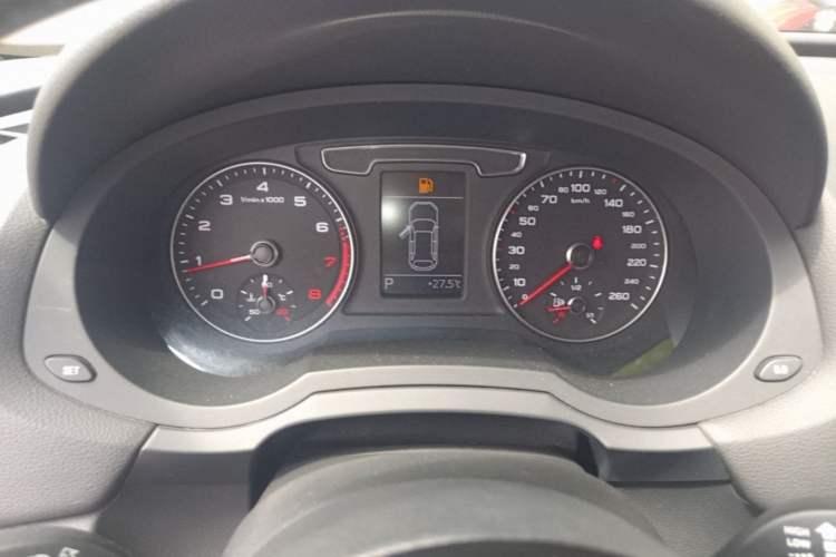 Used Audi Q3 2017 30 TFSI Fashion Model Instrument Cluster